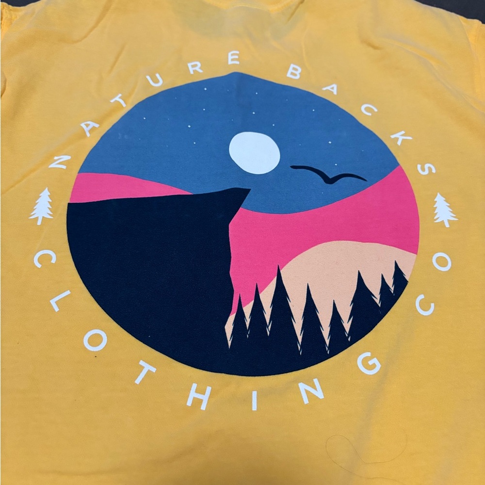 Nature Back Tshirt size S